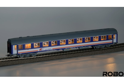 244211 - PKP Intercity kuszetka, stacja Warszawa Grochów, model z oświetleniem