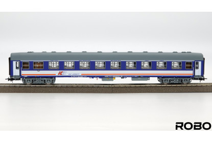 244211 - PKP Intercity kuszetka, stacja Warszawa Grochów, model z oświetleniem