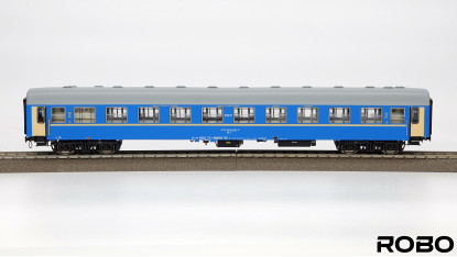 244311 - kuszetka PKP 2kl, stacja Warszawa Grochów, NOWA PŁYTKA OŚWIETLENIOWA ROBO 2.0