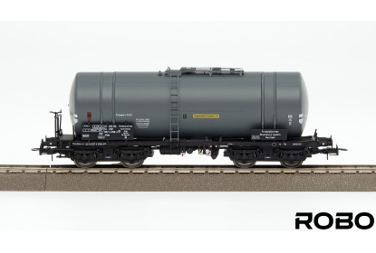 110440 - Freight tanker wagon type 406Rb P.E.C., PKP