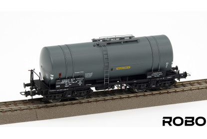 110440 - Freight tanker wagon type 406Rb P.E.C., PKP