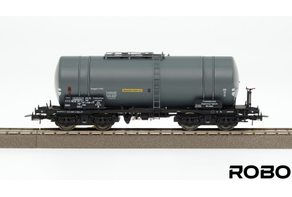 110440 - Freight tanker wagon type 406Rb P.E.C., PKP