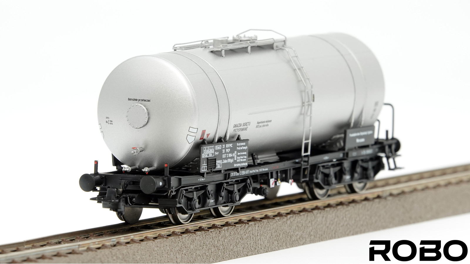 120461- Freight tanker wagon type 406Rb P.E.C., PKP