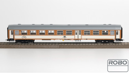 272320 - PKP 609A, stacja Katowice***haki rowerowe oraz rowery