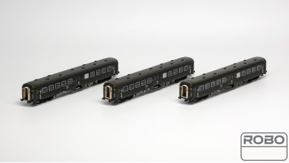 302021 - Set of 3 2nd class coaches, Jarocin station - "Ryflak", NEW ROBO 2.0 LIGHTING BOARD