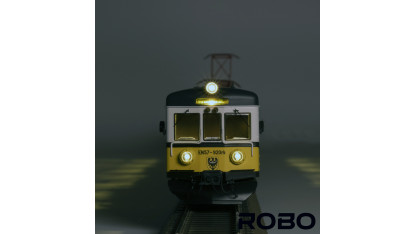 400720 - EN57-920 Dolny Śląsk, st. Wrocław Gł., Wersja analogowa z oświetleniem wnętrza