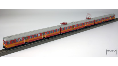 400410 - EN57-990 Rolling Stock Depot in Katowice, Analog version with interior lighting