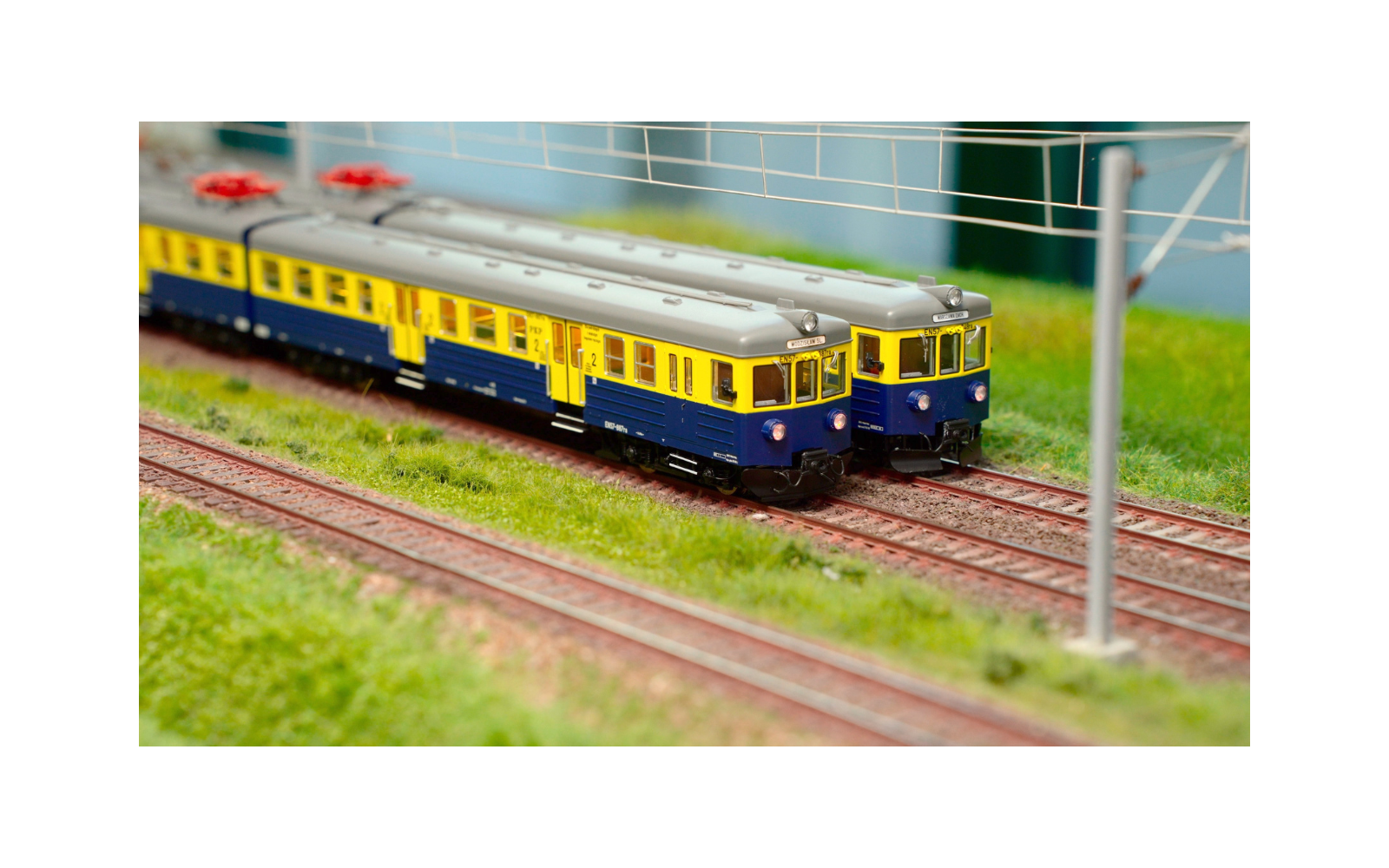 400320 - PKP EN57-887 st. Katowice, Wersja analogowa z oświetleniem