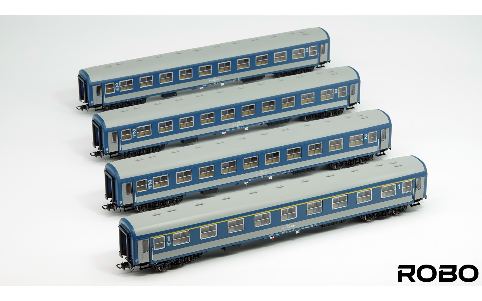200080-1- TOKAJ EXPRESSZ, set of 4 coaches