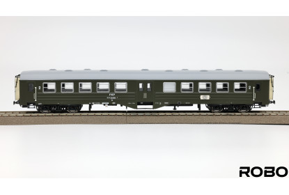 300010 - Set of 2 2nd class wagons, Białogard station - "Ryflak"